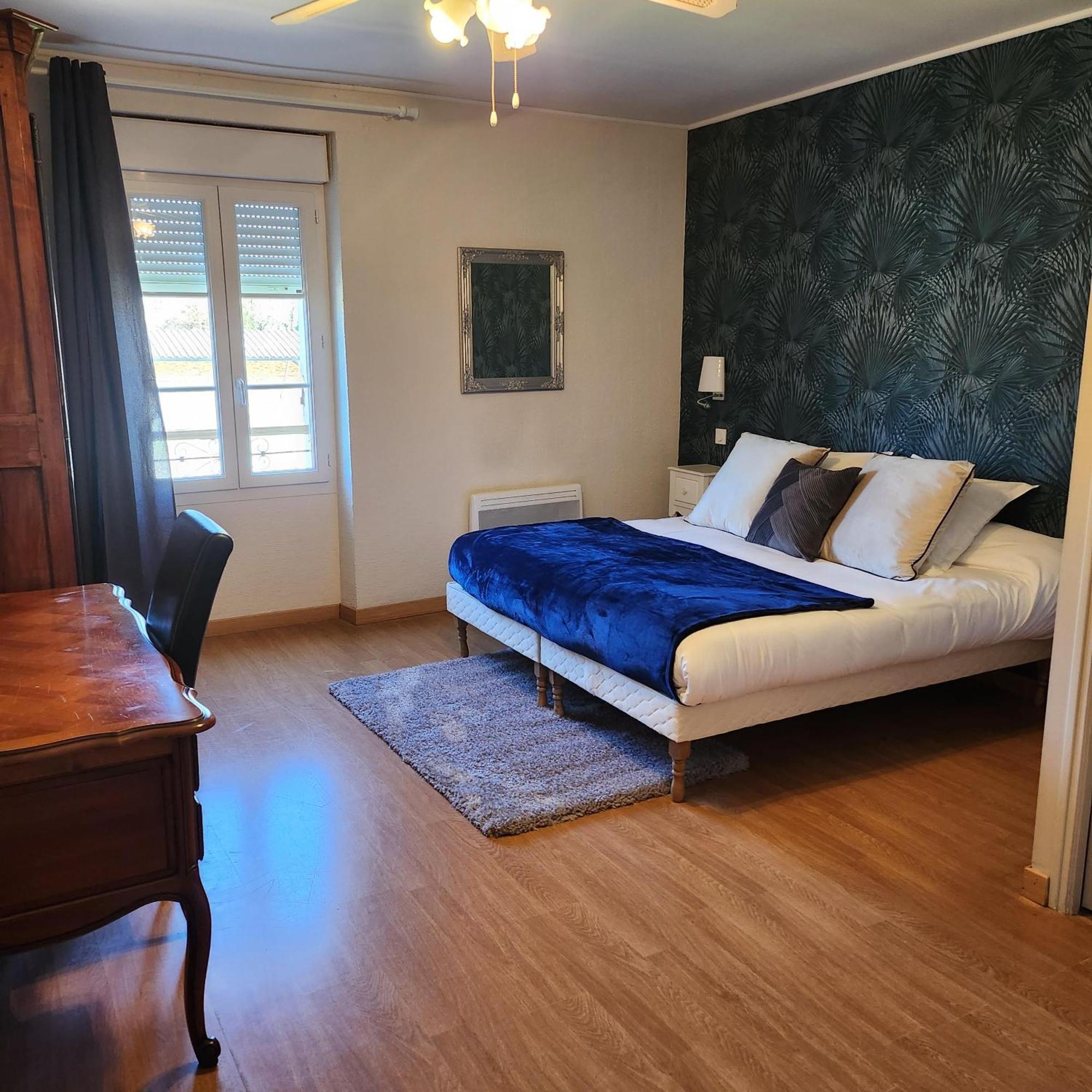 Hotel La Tour Perrier Eyrans Luaran gambar